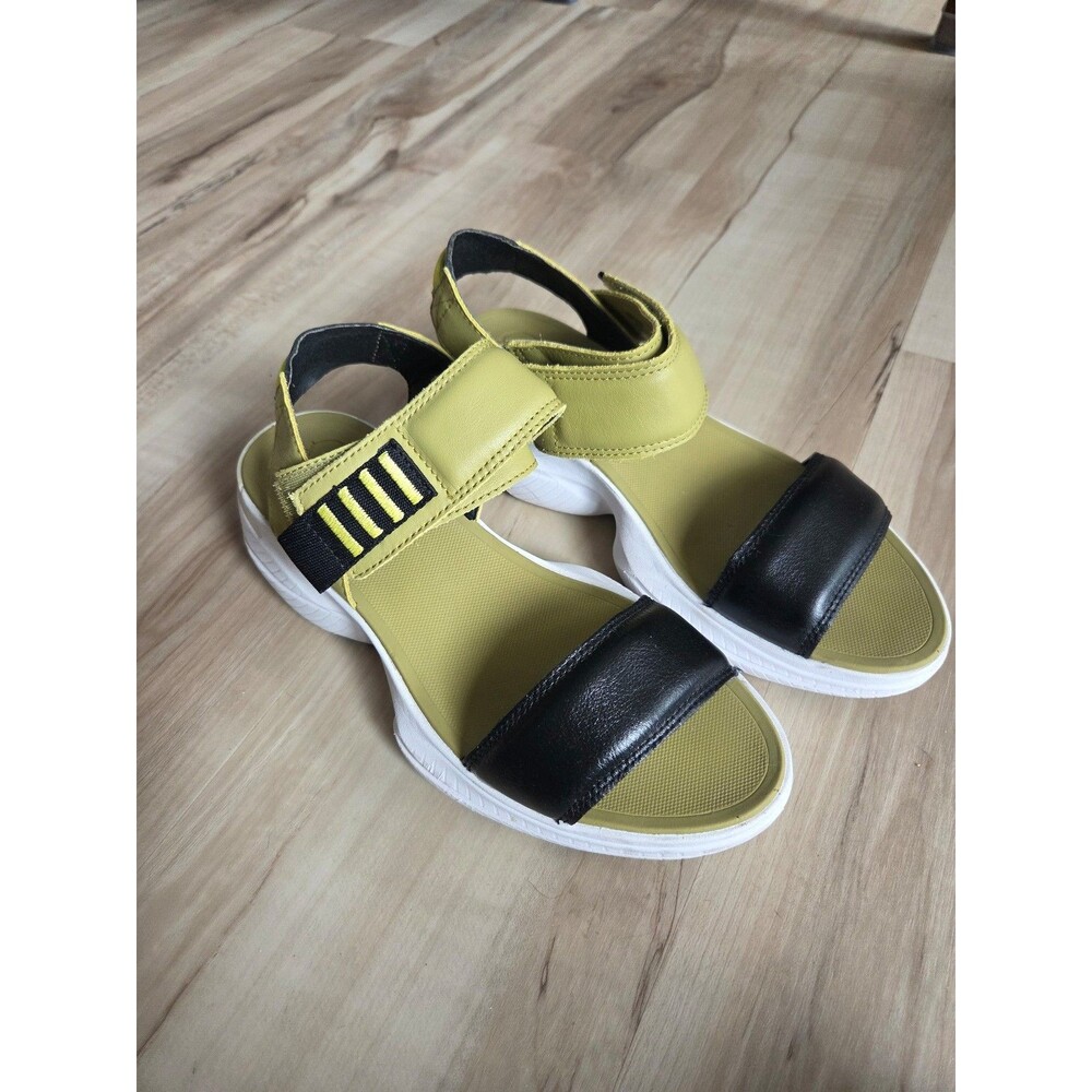 Sorel Women Chunky Heel Black Green White Sandals Athleisure Style 7.5